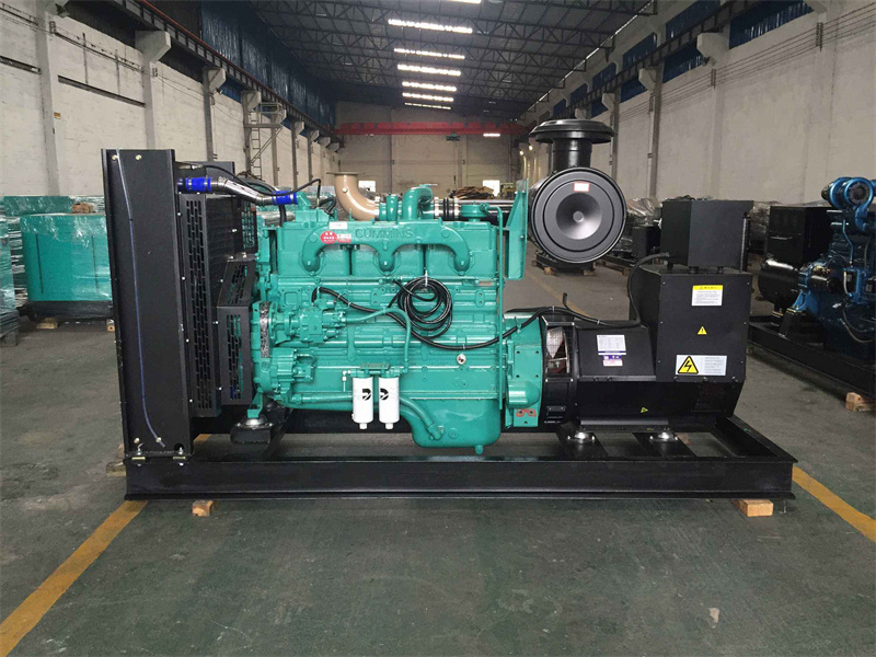 翔安如何判断一个电压表是否具有自动量程切换功能？