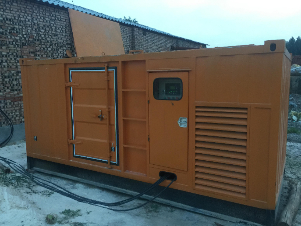 翔安发电机组长期使用中，电缆线的敷设路径有哪些要求？